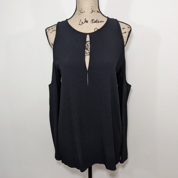 NWT Theory Sarver Rosina Italian Crepe Cold-Shoulder Top Blouse – Black - M - Picture 2 of 12